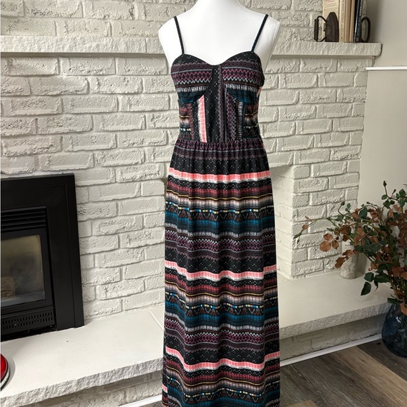 G:21 Dresses & Skirts - Striped Black Maxi Sundress with Pink and Teal Accents Size Medium